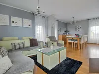 Недвижимость House 4 bedrooms for sale in Oberanven: 2