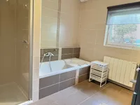 Недвижимость Detached house 4 bedrooms for sale in Perlé: 4