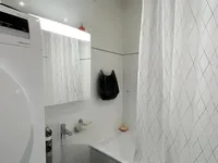 Недвижимость Apartment 3 rooms: 4