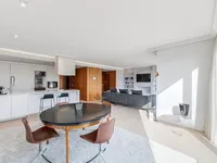 Недвижимость Apartment 6 rooms: 6