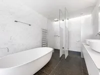 Недвижимость Apartment 6 rooms: 9