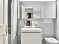 Недвижимость Apartment 5 rooms: 8