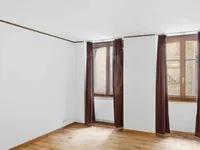 Недвижимость Apartment 4 rooms: 8