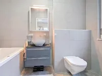 Недвижимость Apartment 5 rooms: 8