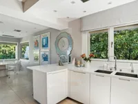 Недвижимость Single house 10 rooms: 4