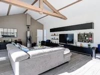 Недвижимость Villa 6 rooms: 1