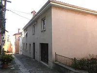 Недвижимость Дом с террасой в центре Изолы: 3