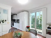 Недвижимость Single house 6 rooms: 5