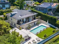 Недвижимость Single house: 2