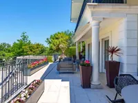 Недвижимость Single house: 10