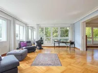 Недвижимость Apartment 8 rooms: 5