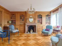 Недвижимость Apartment 8 rooms: 6