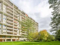 Недвижимость Apartment 8 rooms: 11