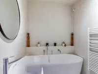 Недвижимость Apartment 4 rooms: 8