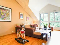 Недвижимость Attic flat 5.5 rooms: 3