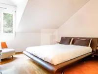 Недвижимость Attic flat 5.5 rooms: 8