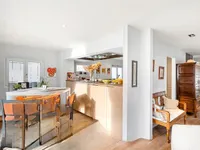 Недвижимость Single house 9 rooms: 7