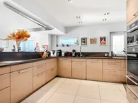 Недвижимость Single house 9 rooms: 8