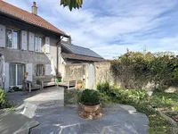 Недвижимость Row house 8 rooms: 1