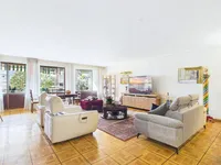 Недвижимость Apartment 6 rooms: 1