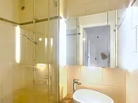 Недвижимость Apartment 5 rooms: 10