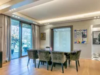 Недвижимость Apartment 9 rooms: 6