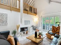 Недвижимость Apartment 9 rooms: 1