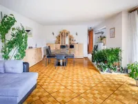 Недвижимость Single house 7 rooms: 3