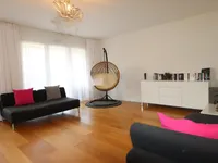 Недвижимость Apartment 5 rooms: 2