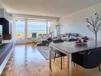 Недвижимость Apartment 4 rooms: 3