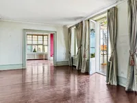 Недвижимость Single house 18 rooms: 8