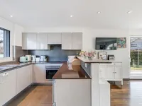 Недвижимость Bifamiliar house 5 rooms: 5