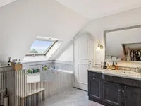 Недвижимость Single house 9 rooms: 7