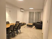 Недвижимость 3 Bedroom Apartment For Sale in Neapolis , Limassol: 3