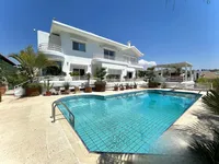 Недвижимость 6 Bedroom Detached house For Sale in Limassol City: 1
