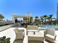 Недвижимость 6 Bedroom Detached house For Sale in Limassol City: 18