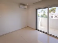 Недвижимость 2 Bedroom Apartment for Sale in Paniotis, Limassol: 3