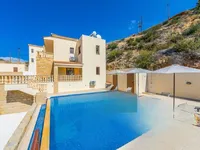 Недвижимость 4 Bedroom Villa for Sale in Pegeia, Pafos: 12