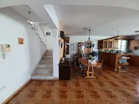 Недвижимость 6 Bedroom Villa For Sale in Germasogeia, Limassol: 7