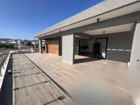 Недвижимость 2 Bedroom Penthouse Apartment for Sale in Mesa Geitonia, Limassol: 8