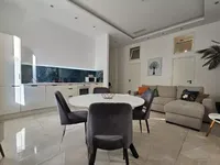 Недвижимость Villa République Cannes: 1