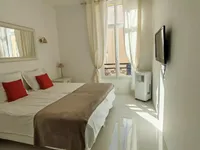 Недвижимость Villa Petit Juas: 4