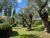 Недвижимость Home République Cannes: 2