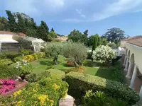 Недвижимость Home République Cannes: 12