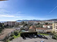 Недвижимость Villa Croix des Gardes: 1