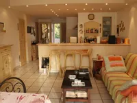 Недвижимость Villa Croix des Gardes: 1