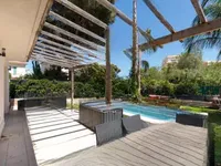 Недвижимость Villa Petit Juas: 2