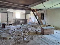 Недвижимость Дом с хозпостройками: 13
