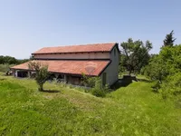 Недвижимость Дом с хозпостройками: 16
