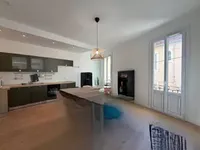 Недвижимость Villa Petit Juas: 2